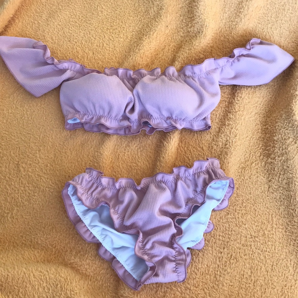 BRAND NEW off the shoulders bikini